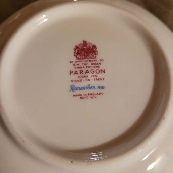 Paragon "Remember Me" Coupe Cereal Bowl - Picture 2 of 2